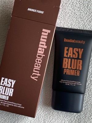 Huda Beauty Easy Blur silikonfreie glättende Grundierung (30ml)