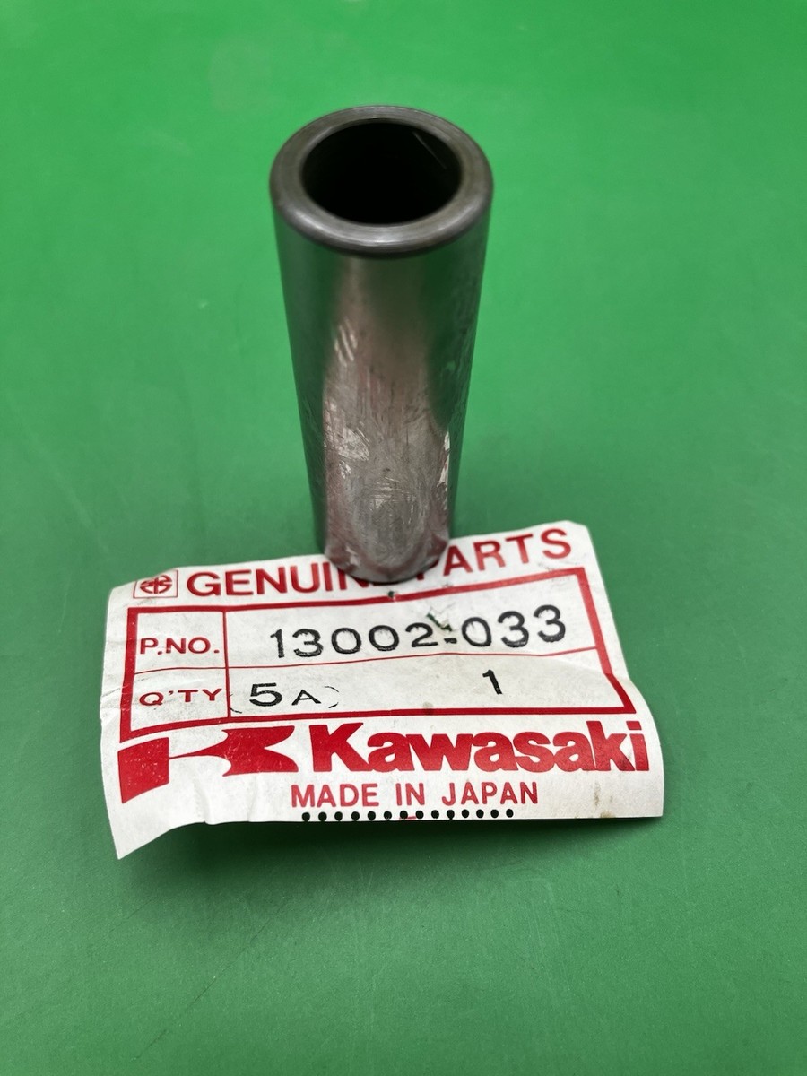 カセキドン Genuine New 1977-1978 Kawasaki KE250 B1 B2 STD Piston, Rings