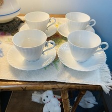 VINTAGE AK KAISER PORCELAIN NICOLE SWIRL SET OF 4 COFFEE/TEA CUPS AND SAUCERS