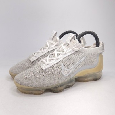 Nike Air Vapormax Flyknit Athletic Lace Up Shoe Womens Size 6 DC4112-100 White