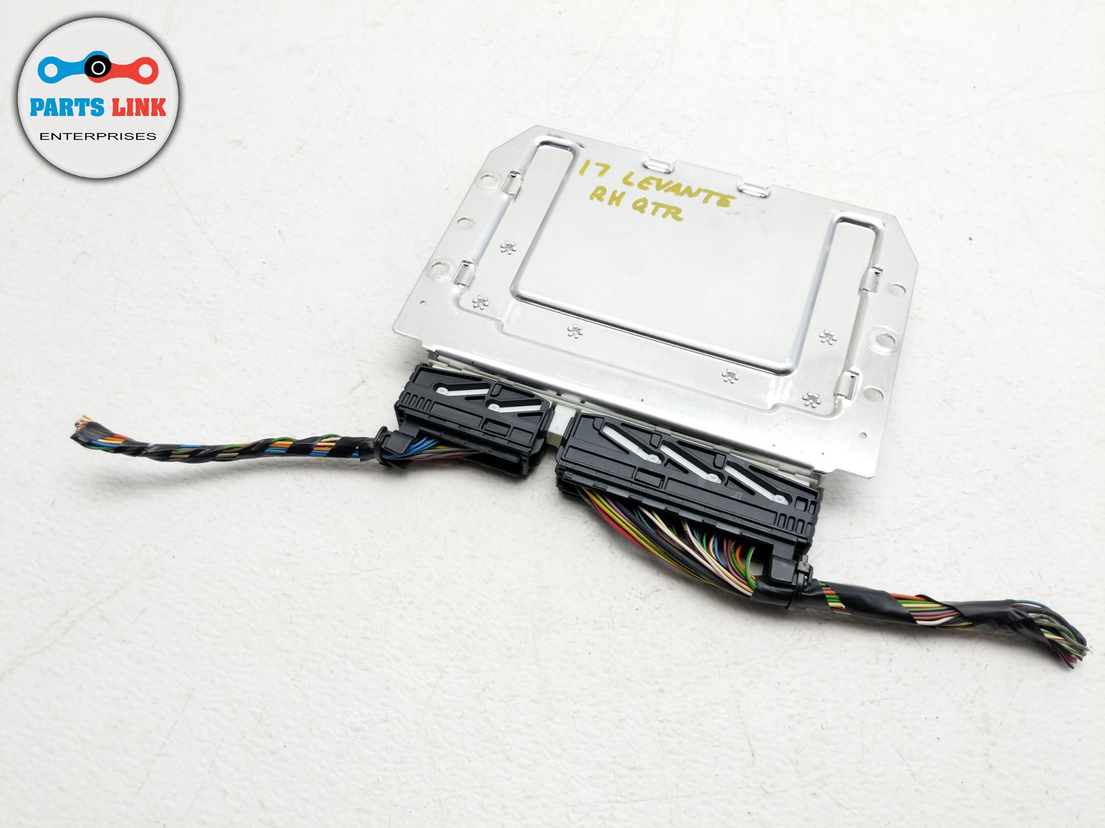 2017-2020 MASERATI LEVANTE M161 SUSPENSION ADAPTIVE CONTROL MODULE UNIT BRAIN