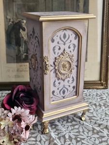 Refinished Vintage Jewelry Box French Style Pink!