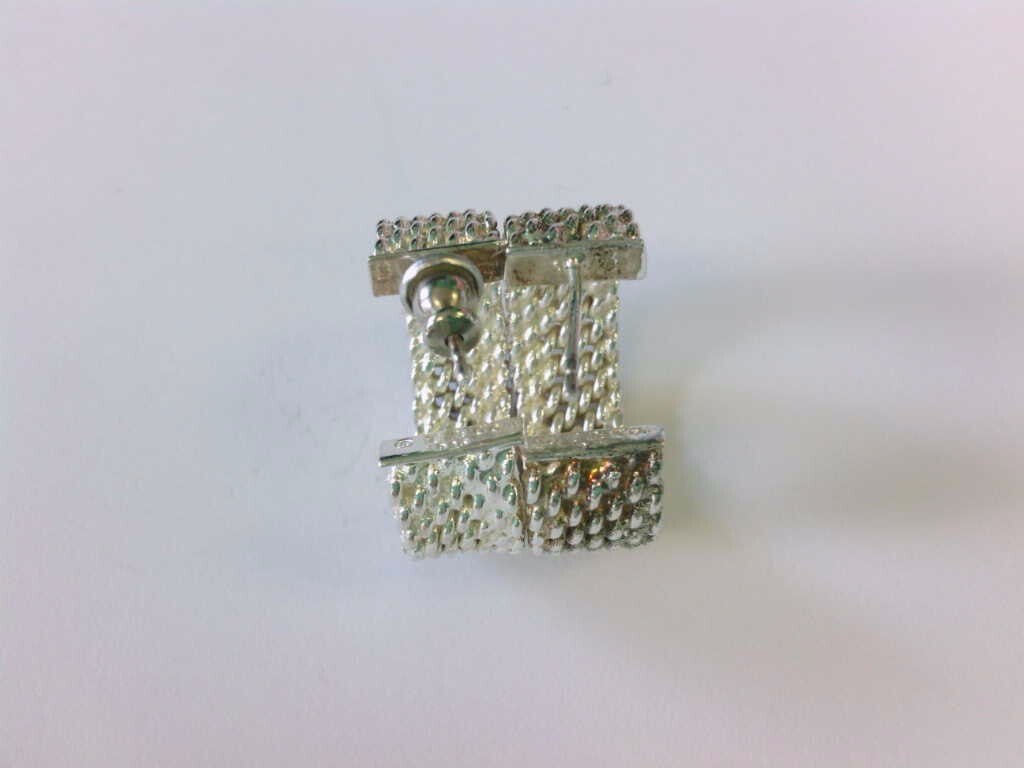 Picture 3 of 9