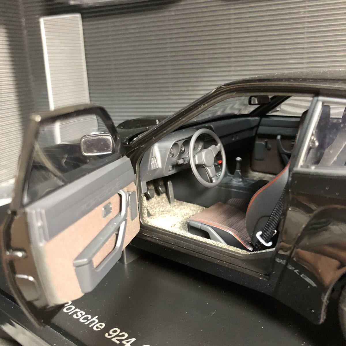 激レア！オートアート 1/18 ポルシェ924 カレラGT 1980 1:18 Porsche 924 Carrera GT 1980 Autoart Millennium | eBay