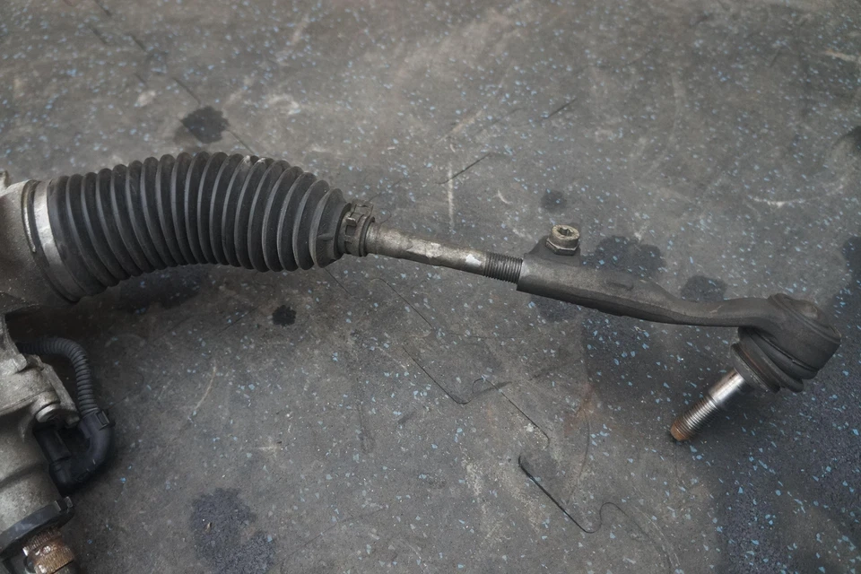 Portaequipajes de dirección y piñón AWD 32106872351 BMW 335i xDrive 320 328 F30 2013-18 Foto 2 de 4