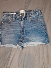 Universal Threads Womens Sz 2 Short Short Denim Vintage Midi