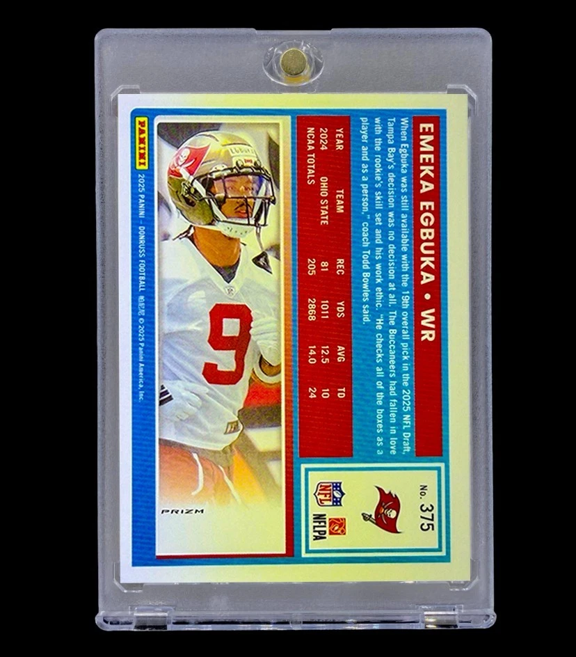 EMEKA EGBUKA ROOKIE REFRACTOR TABLERO DE AJEDREZ ROJO RARO Holo No Automático - TAMPA BAY Foto 4 de 4