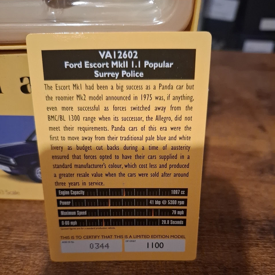 Vanguards VA12602 Ford Escort MKII I.I Popular Surrey Police, 1/43, MIB! - Image 3 of 4