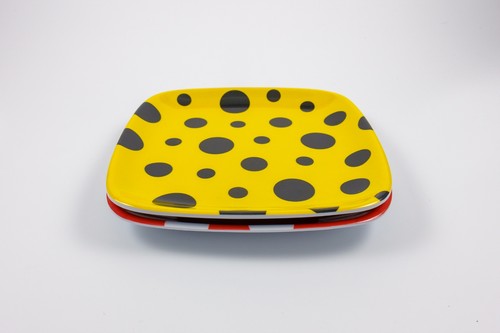 YAYOI KUSAMA Cosmic Nature NYBG Limited Edition Set of 2 SM Melamine Plates 2021 - Picture 4 of 6
