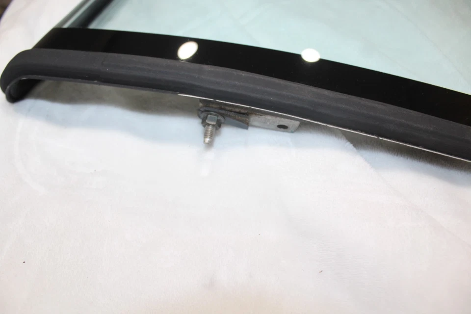 86-97 Nissan HARDBODY D21 XCab 1/4 quarto janela de vidro LH lado do motorista LIMPO A+ - Imagem 4 de 4