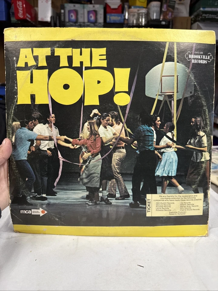 At The Hop 1975 3LP Brookville Records DXS 528 Foto 3 de 4