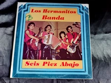 Los Hermanitos Banda "Seis Piez Abajo" Original Hacienda Records Lp Norteno