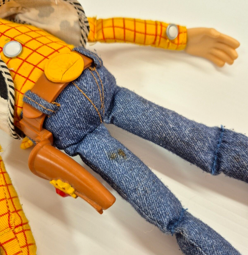 Thinkway Toy Story 3 Talking Sheriff Woody Doll Interactive Hat - Tested Working - Picture 8 of 12