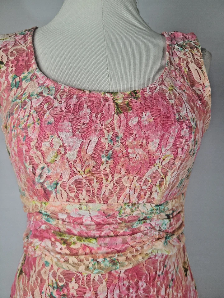 Vestido Perceptions Floral Encaje Cóctel Fiesta Talla Pequeña Foto 2 de 4