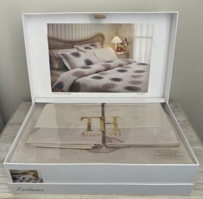 NEW in Box Tivolyo Home Exclusive  Soft and Delicate Embroidered  Bedding 