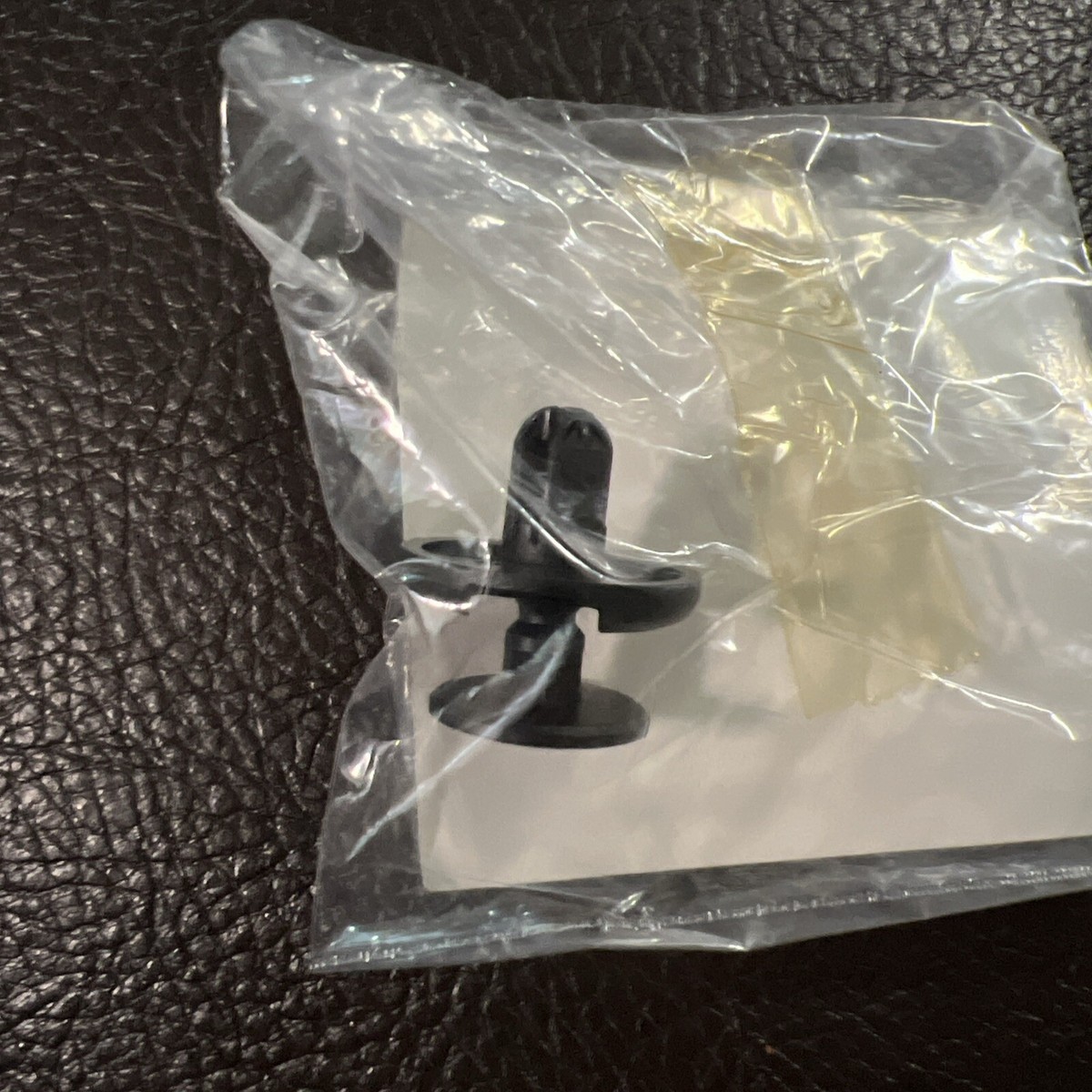 NOS NEW ORIGINAL OEM KAWASAKI Z900 ZX-14 RIVET 92039-0014 | eBay