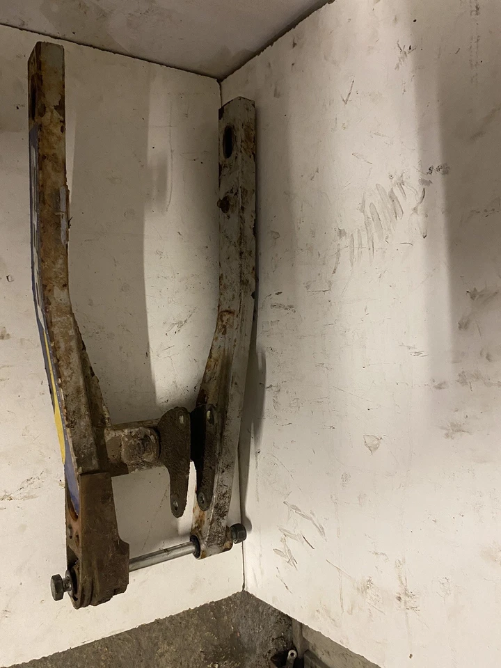 Bras Oscillant Rieju RR Moto 50cc Origine - Photo 3/4