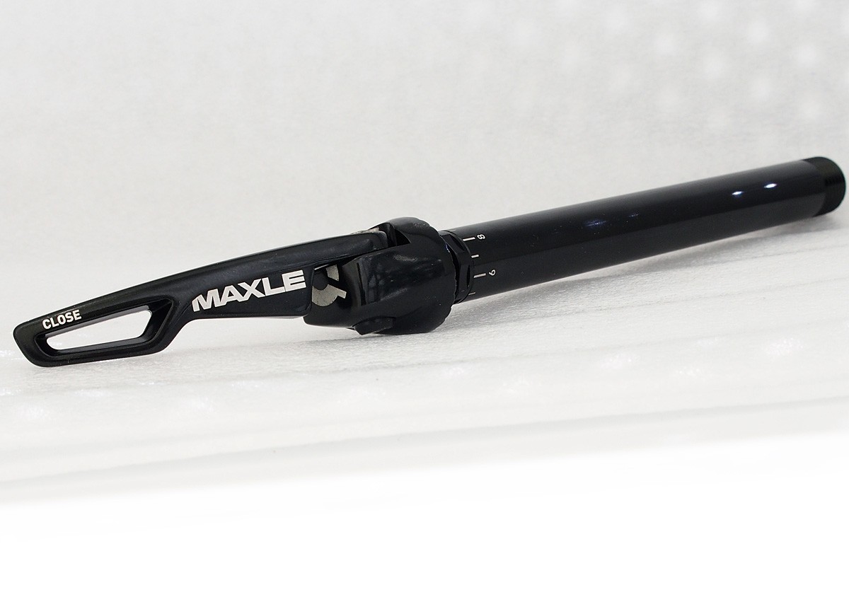 Rockshox Maxle Ultimate Front Thru Axle 15x100 148mm for sale - Main Image
