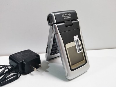 Nokia N90 Unlocked GSM 3G Swivel FlipZeiss 2MP Camera Symbian S60 Vintage