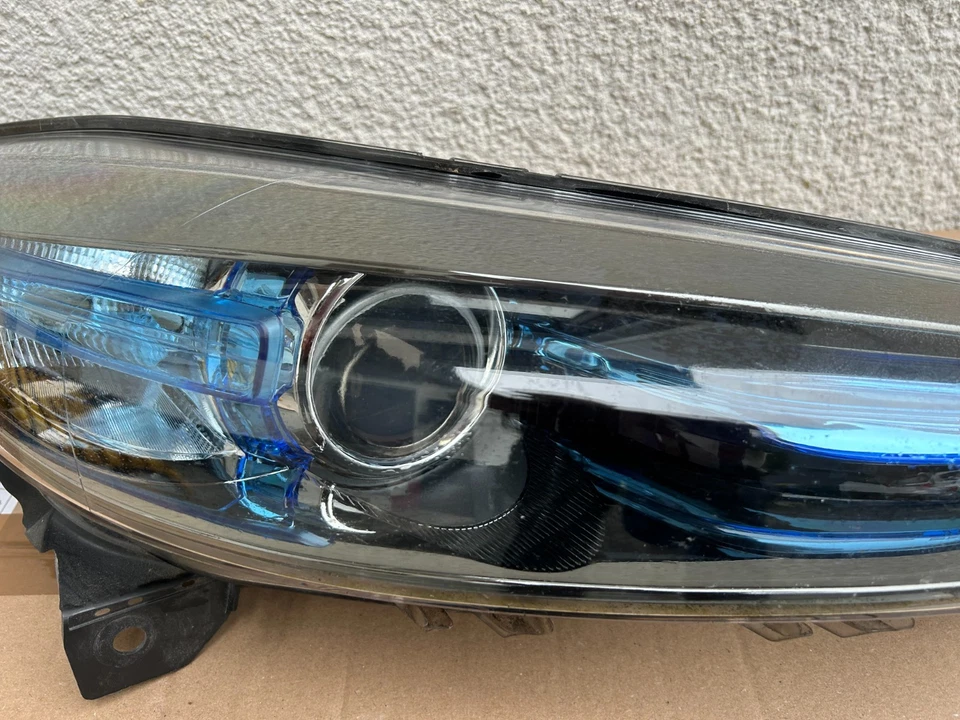 Original Renault Zoe Bj 12-19 Scheinwerfer rechts 260109891R - Bild 3 von 4