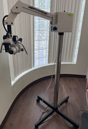 Wallach ZoomScope Medical Colposcope Floor Stand, Obstetrics & Gynecology