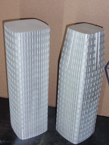 Z Scale Salesforce Building/ High Rise/Office /Skyscraper Silver - Picture 3 of 4