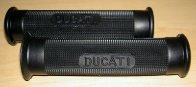 1950's-on Ducati 044054800 98 125 175 250 OHC logo grips from ITALY - 00626/26/A