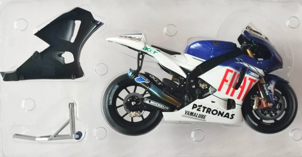 MINICHAMPS 1:12 YAMAHA YZR-M1 JORGE LORENZO MOTOGP 2008 - Photo 3/4