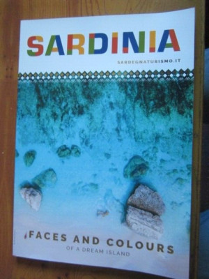 Sadinia Sardinien Faces and Colors english/Italian