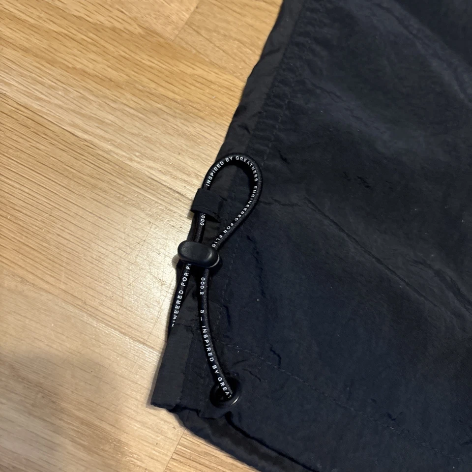 Pantalones cargo Nike Air Jordan 23 Engineered tejidos para hombre grandes negros CK9167-010 Foto 4 de 4