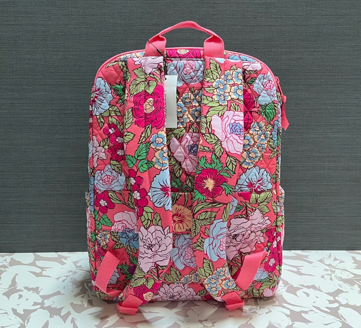 バイオレットバラパック Vera Bradley Vibrant Gardenias Essential Large Backpack in Cotton