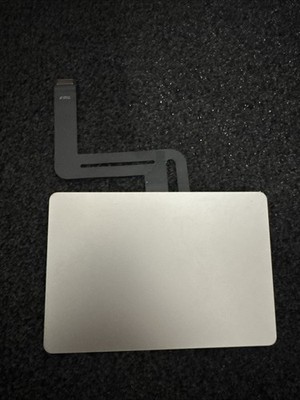 Apple MacBook Air  13'' A2179 2020 Silver OEM Trackpad Touchpad w/ Cable