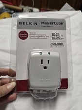 Belkin Master Cube Surge Protector Model F9H120-CW-CL. sealed T112