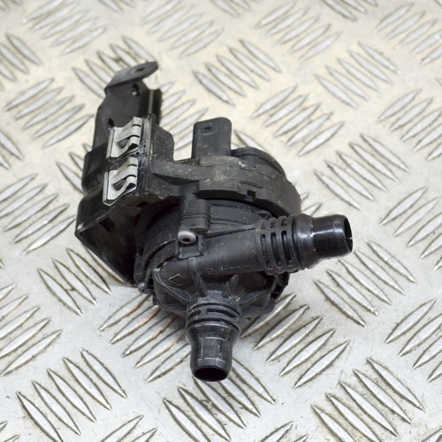 BMW X3 F97 M Competition Zusatzwasserpumpe 8679885 3.0 Benzin 375kw 2019