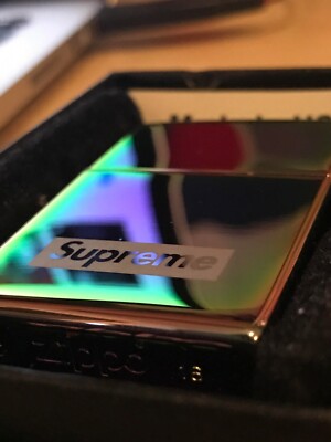 supreme Spectrum Iridescent Zippo ジッポ s-l400.jpg