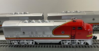 Lionel - Santa Fe Diesel Locomotive ABBA - Passenger Set - Five