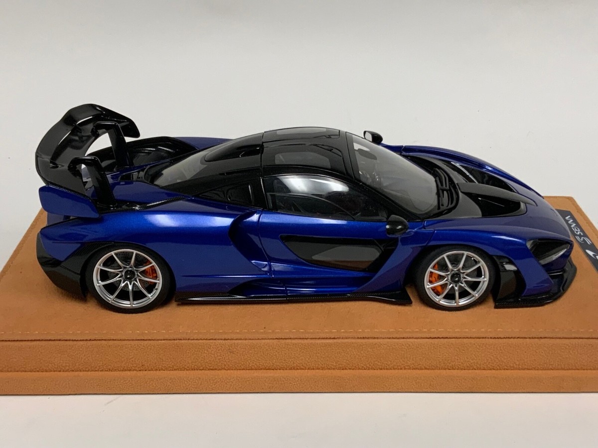 オートアート　McLaren Senna 1/18 1/18 AutoArt McLaren Senna in Trophy Kyanos / Blue 76079