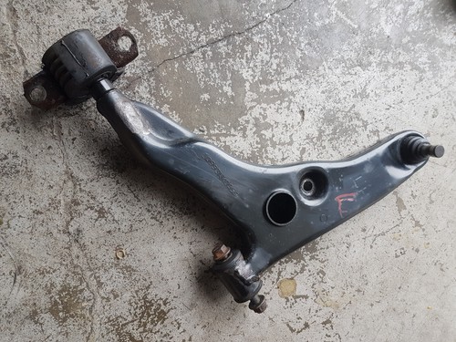 Querlenker vorne links Mitsubishi Carisma 1999-2004