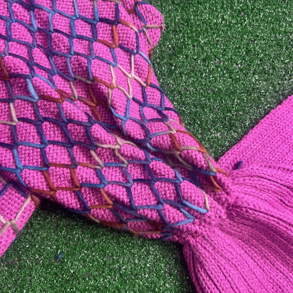 Manta de ganchillo cola de sirena púrpura de AmyHomie para niños Foto 3 de 4