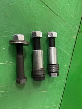 Automann M17338K2, Freightliner Motor Mount Kit, New