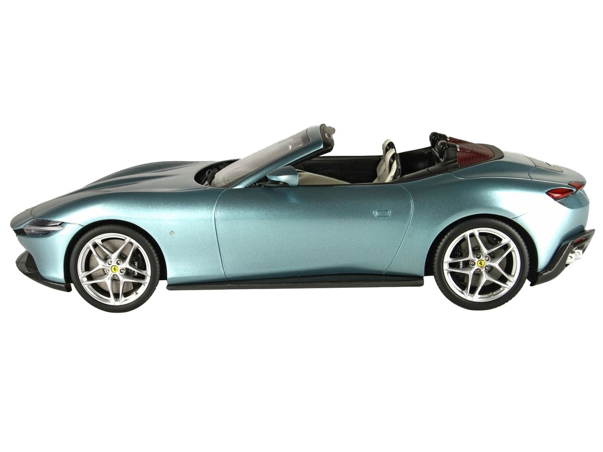 BBR BBRC282A Ferrari Roma Spider in Celeste Tevere LE 200 pcs 1:43
