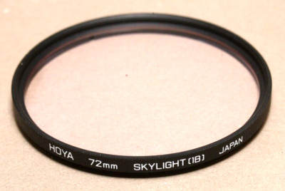 HOYA 72MM SKYLIGHT FILTER WITH VIVITAR SNAP IN LENS CAP