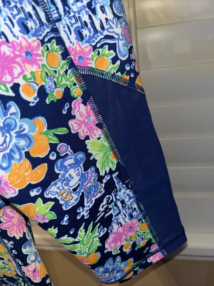 NUEVO CON ETIQUETAS 2024 Disney Parks x Lilly Pulitzer Weekender Leggings de tiro alto grandes Foto 3 de 4