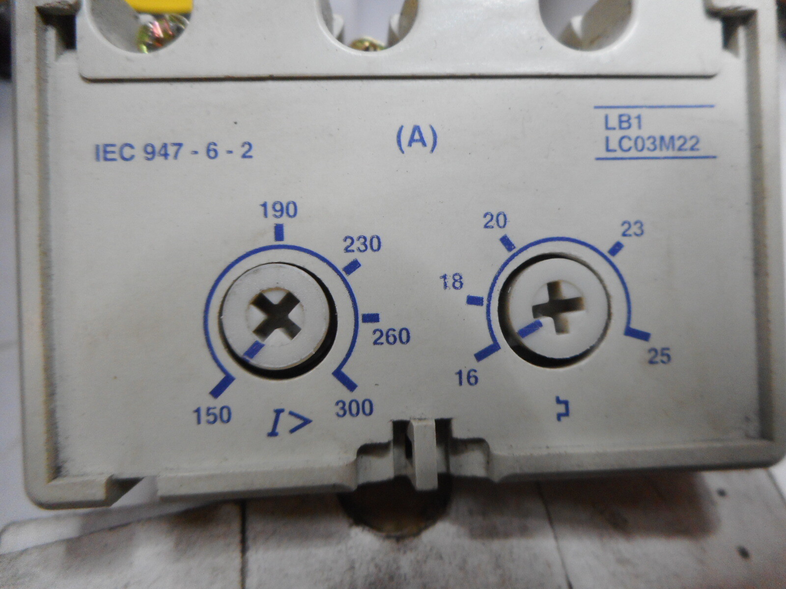 TELEMECANIQUE protection module LB1LC03M22 16