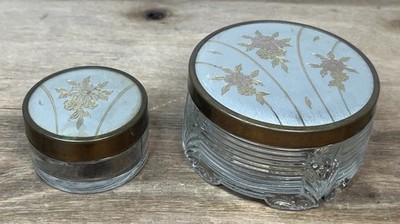 Vintage Art Deco Vanity Glass Powder Trinket Jar Set Floral Metal Tone