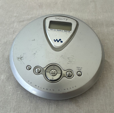 Sony Walkman D-NE300 tragbarer CD-Player MP3 Atrac3plus CD-R/RW Defekt