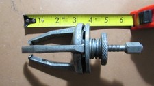 Snap-on 3 Jaw Gear And Bearing Puller Cg-240