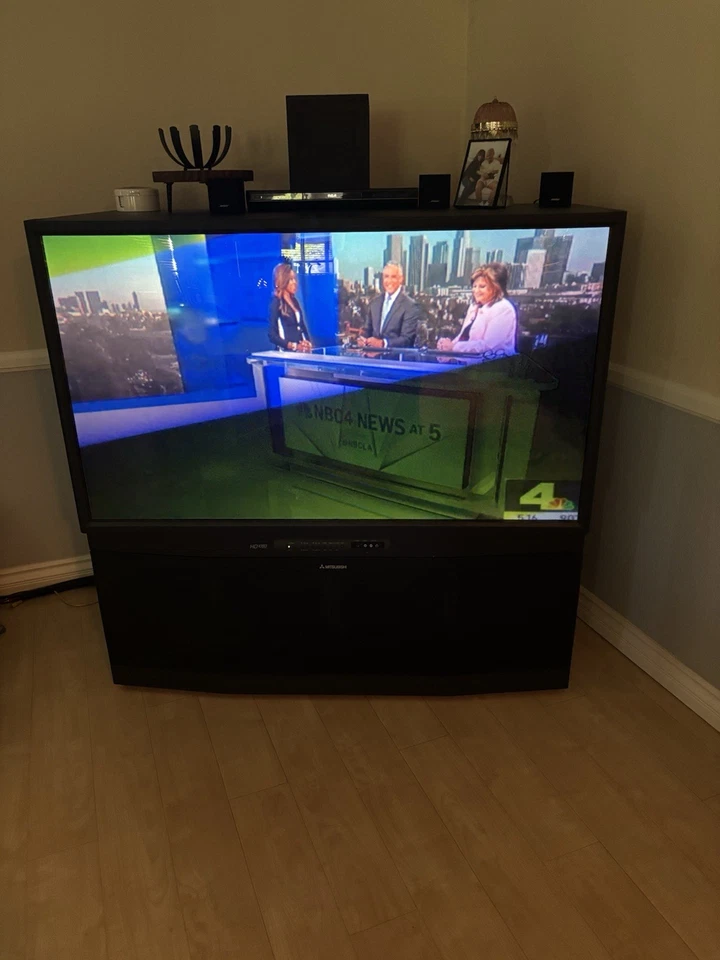 Mitsubishi 55" pantalla grande Foto 4 de 4