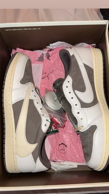 Jordan 1 Low Travis Scott Reverse Mochas Size 11 Men s Brand New DS.