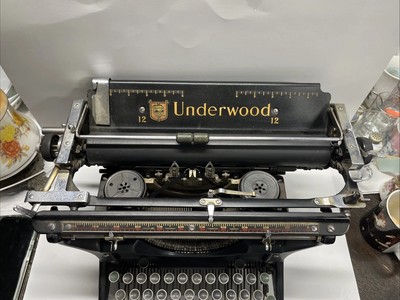 ☆ 超希少 ☆ under wood タイプライター n*W様 アンダーウッド Underwood タイプライター アンティーク 【公式